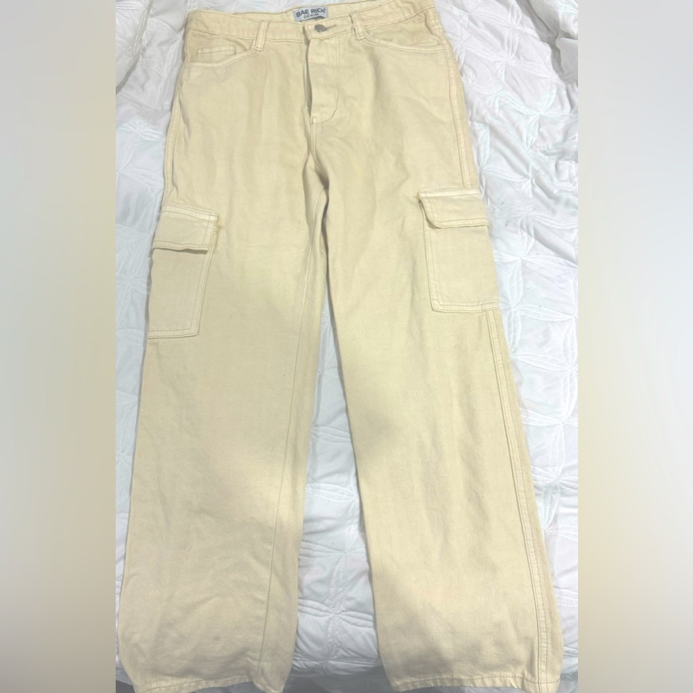Straight cargo beige jeans